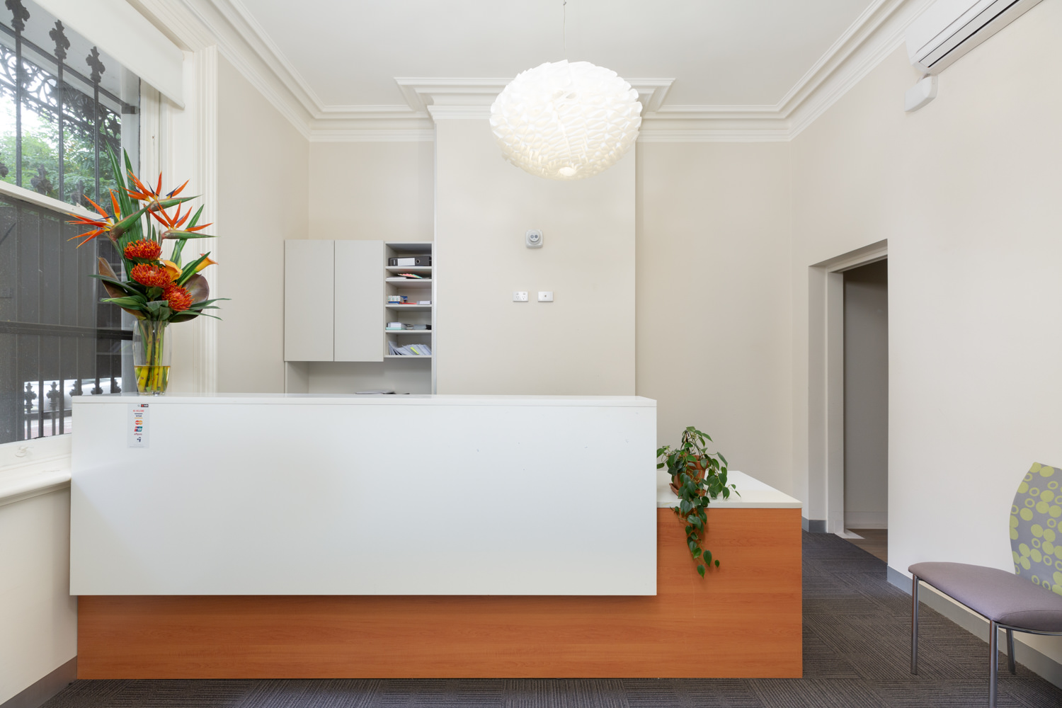 Fully equipped modern medical suites for rent MedicalView